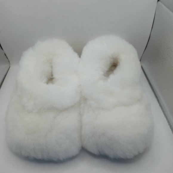 Shoes - Peruvian Unisex Slippers - Soft and Warm Natural Handmade Winter Alpaca Fur